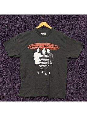 Pierce the Veil Tonal Group T-Shirt Size Large